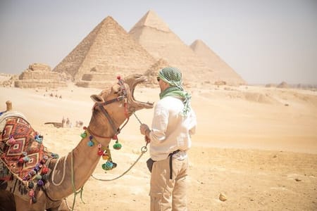 Private Tour Giza Pyramids, Sphinx, Saqqara & Memphis from Cairo
