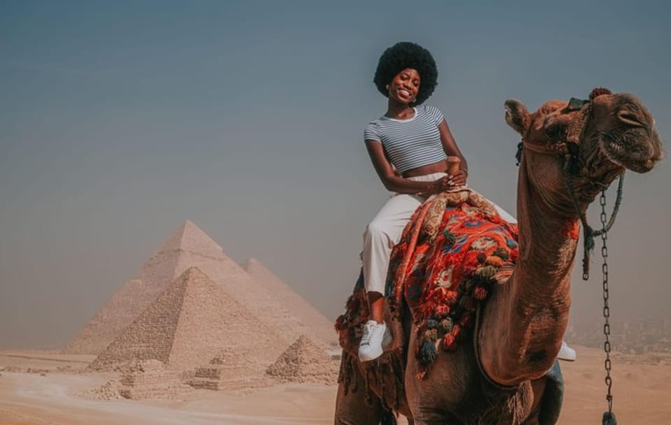 Private Giza Pyramids and Sphinx Tour with Camel Ride