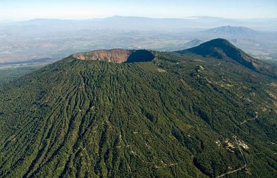 San Salvador Layover Tour | City Sightseeing & El Boqueron Park