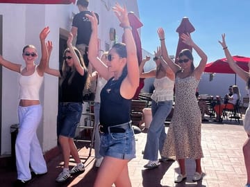 Barcelona Sangria and Salsa Dance Class