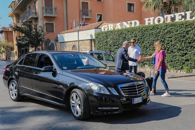 Private Transfer: Rome to Salerno