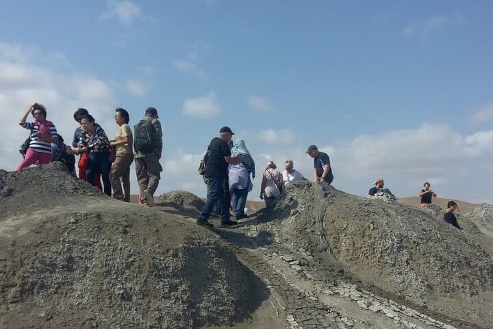 Gobustan-Museum-rock-shelter_petroglyps-unesco-world-heritage-list