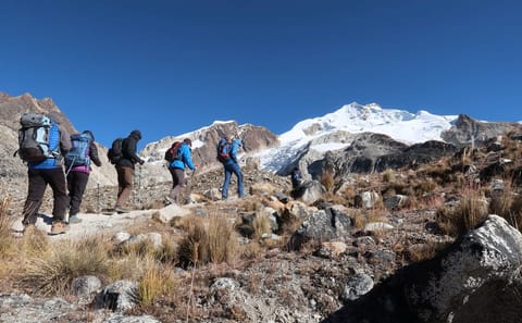 Huayna Potosí Climbing Adventure from La Paz: 2 Days