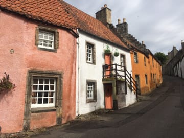 Outlander Tour with entry to Castles