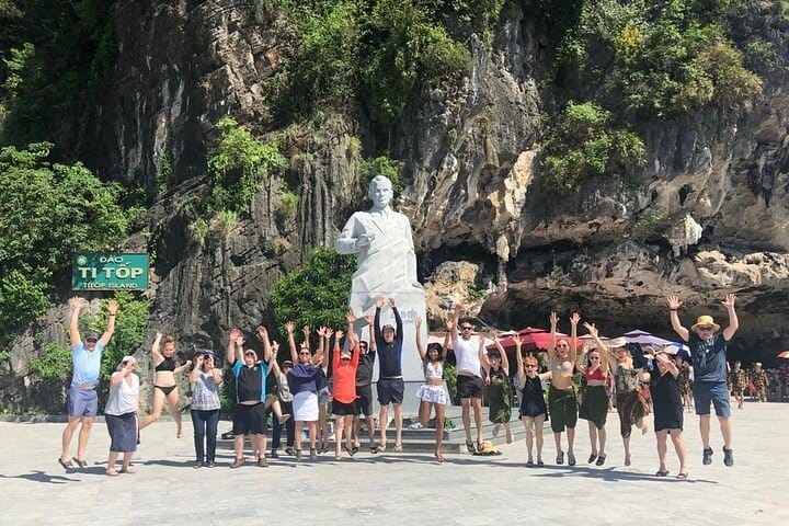 Wego Cruise Halong - Budget Day Cruise from Hanoi By Expressbus