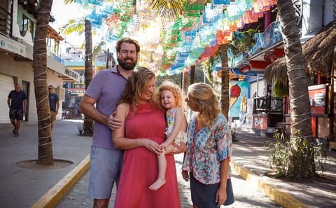 Family Photography Walking Tour in San Juan, Puerto Rico