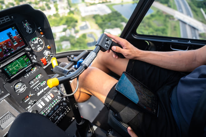 Robinson Helicopter Introductory Flight Lessons R44 Lesson + 2 Passengers - 30 minutes