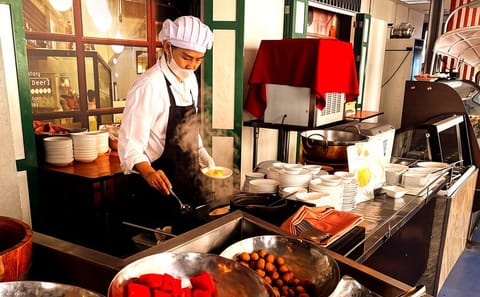 Bangkok & Ayutthaya Tour from Pattaya with Sky Lunch 78th floor