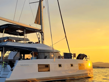 Turtle Beach Boat Tour & Mud Bath & Thermal Pool in Marmaris