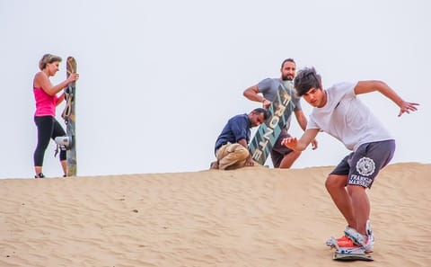 Overnight Desert Safari in Dubai with Private 4WD and Igloo Tent