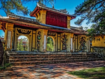 Cultural Heritage Tour of Hue with Scenic Boat Trip