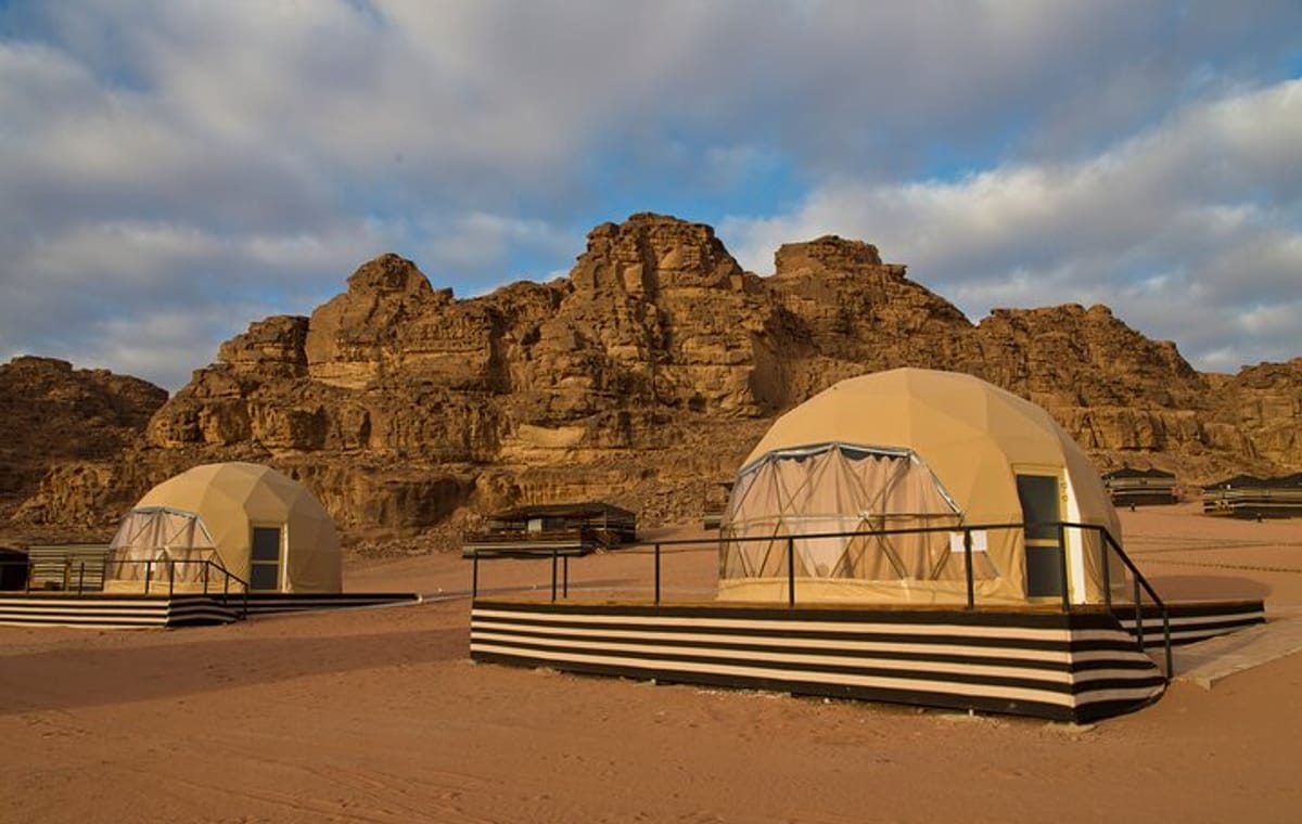 Private Full Day Trip to Wadi Rum Valley of Moon Martian Desert from Amman