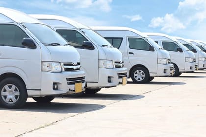 Bangkok Arrival Transfer with Bangkok River by Night Dinner Cruise