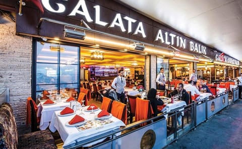 Private Istanbul Highlights and Bosphorus Cruise Tour