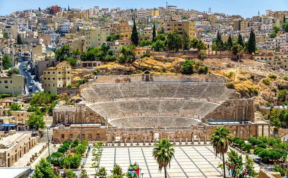 6-Night Jordan Tour: Explore Jerash, Petra, Dead Sea, Wadi Rum