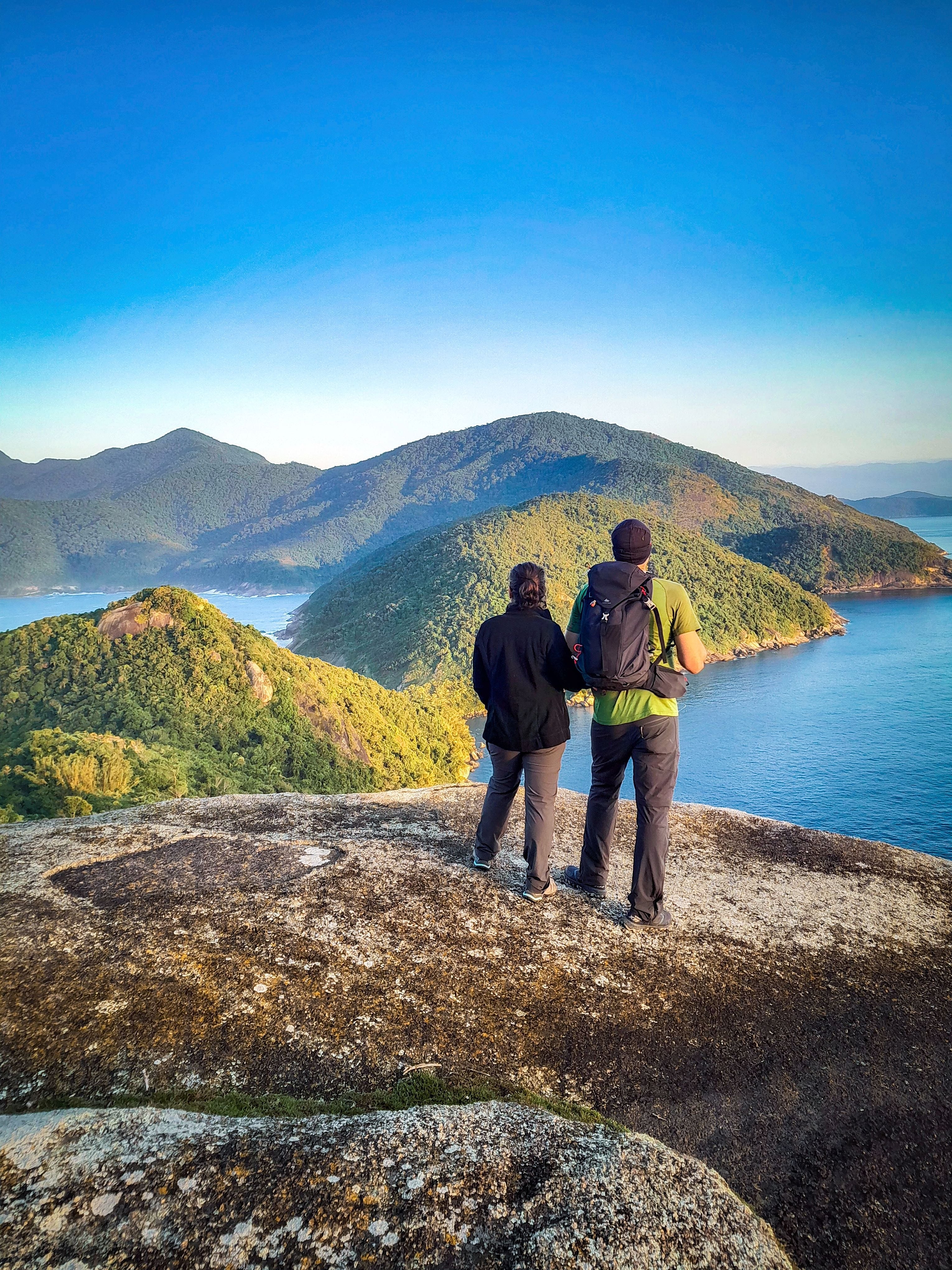 6-Day hike from Paraty: Remote Beaches, Lighthouse & Caiçara Homestays