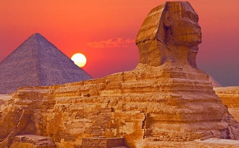 Private Half day Tour of the Pyramids and Sphinx from Cairo