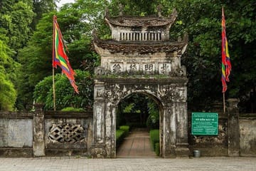 Full-Day Cultural Tour to the Perfume Pagoda from Hanoi