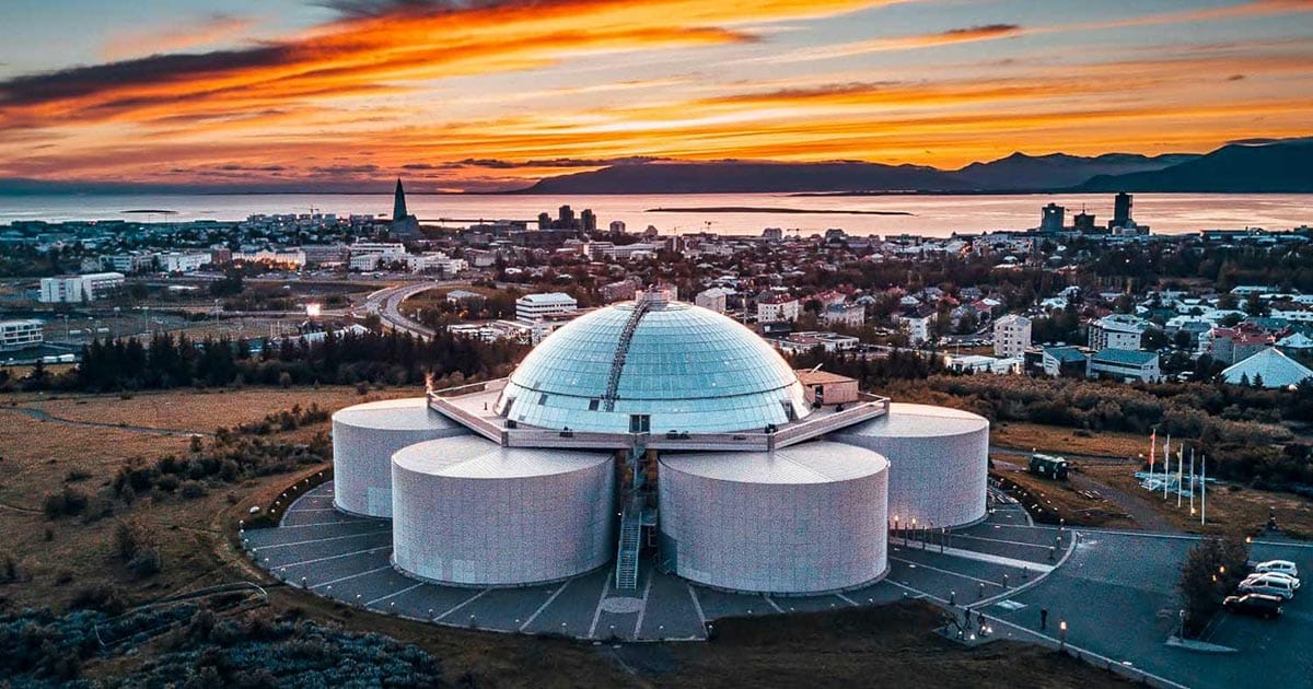Private  Reykjavik City Tour 9