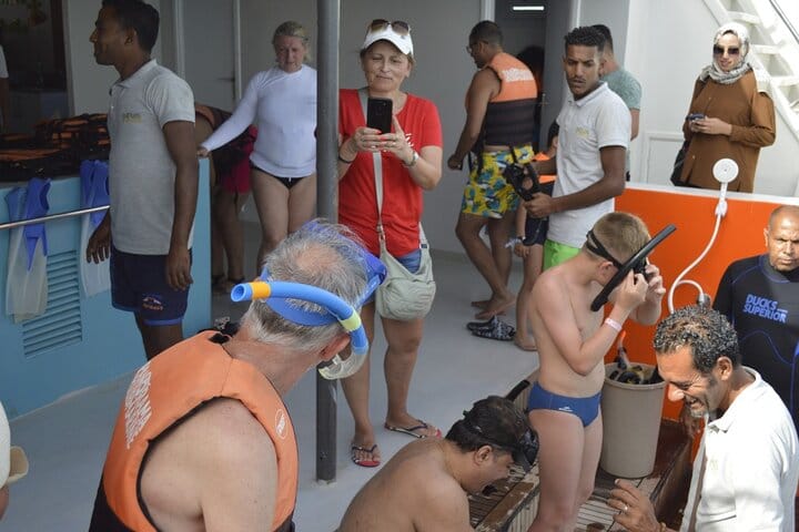 Panorama Semi-Submarine & Snorkeling Tour from Hurghada