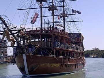 Antalya to Kemer Mega Star Boat Trip with Lunch & Transfers