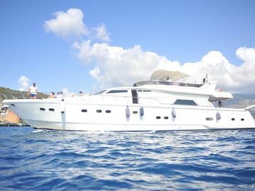 Private Yacht Tour along Alanya Coast from Side