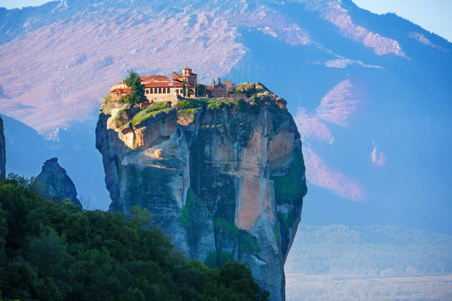 Meteora Daytrip Private Tour for Groups from Athens 3