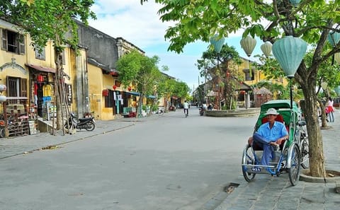 Hoi An Heritage Walk: Explore Ancient Town's History