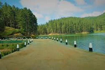 Amazing Sembuwatta Lake Day Tour