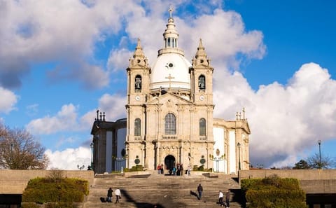 Private Full-Day Tour of Braga and Guimarães from Porto