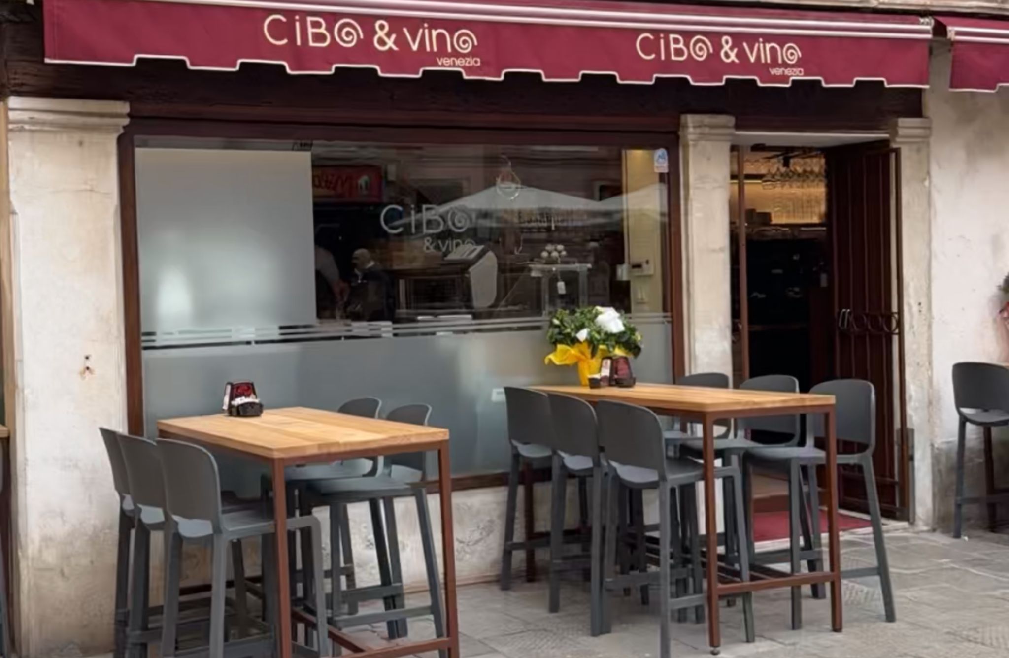 Wine Tasting with Local Food Board Pairing in Venice