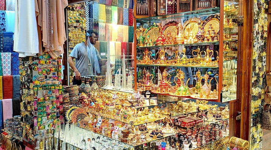 Dubai Luxury Private City Tour With Burj Khalifa, Dubai Aquarium, Dubai Frame , Sky View , View At The Palm Tickets and Luxury Dinner Yacht