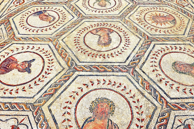 Guided Tour of the Ruins of Italica photo 2