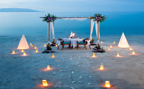 Romantic Beach Dinner Experience in Ko Samui, Thailand
