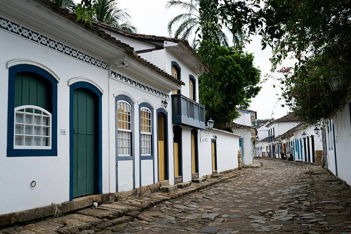 Historic Center Walking Tour: Colonial History & Cachaça Tasting