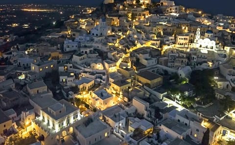 Private 4-Hour Cultural Tour of Pyrgos, Santorini