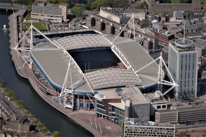 Cardiff City and Dr. Who Movie Private Day Tour from London 4