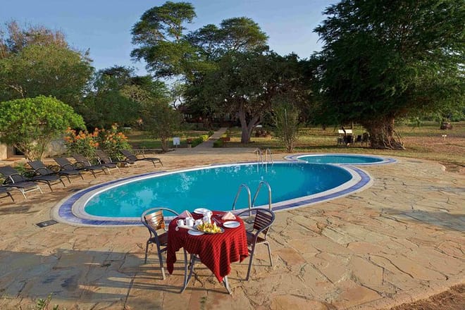 Swimming pool at Ashnil Aruba
