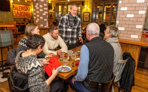 Culinary Tour and Northern Lights Cruise in Reykjavík
