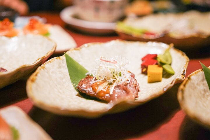 Kyoto Premium Night Foodie Tour in Gion(9+dishes + Sake tastings) 5