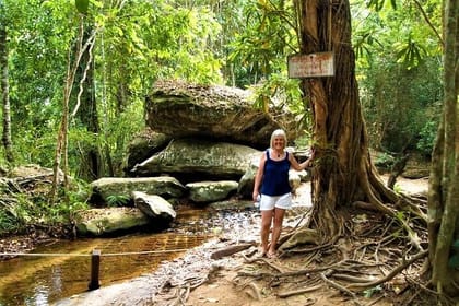 Kbal Spean Trekking Tour with Banteay Srei and Landmine Museum