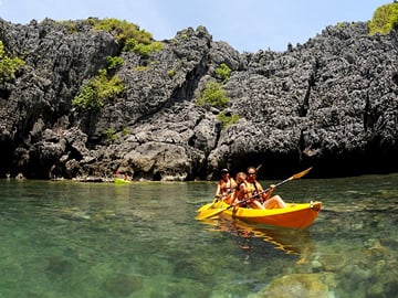 Angthong National Marine Park Full-Day Kayaking Tour
