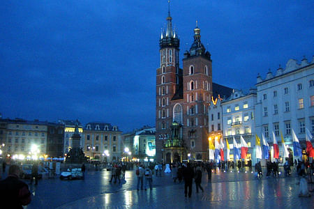 Berlin to  Krakow private  taxi transfer