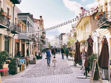 Cultural Walking Tour of Tbilisi's Historic Landmarks