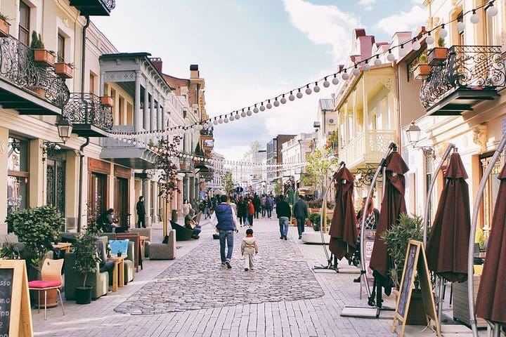 Tbilisi with all its glory and originality. (group walking tour) 3