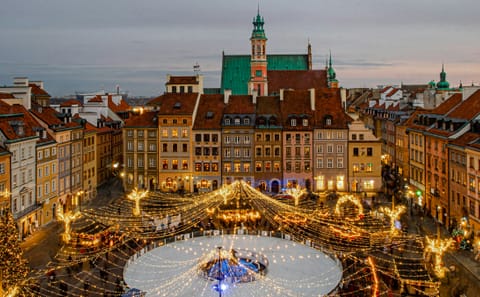 Private Walking Tour of Warsaw's History and Culture