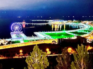 Baku-night-tour-highland-park-flame-towers-caspian-sea