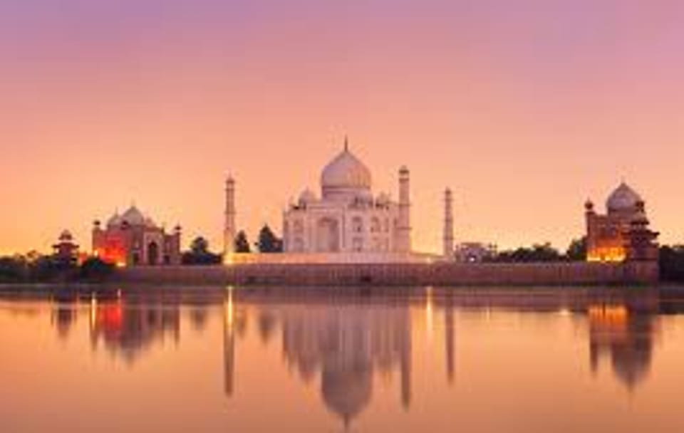 Taj Mahal Sunrise and Sunset Tour from Delhi with Pickup