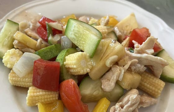 Phuket: Authentic Thai Cooking Class