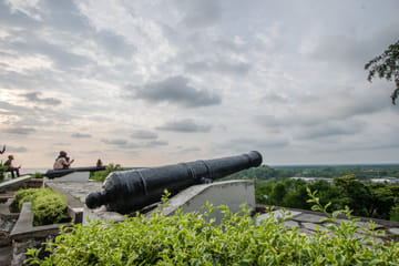 Private Kuala Lumpur City Tour with Batu Caves and Fireflies